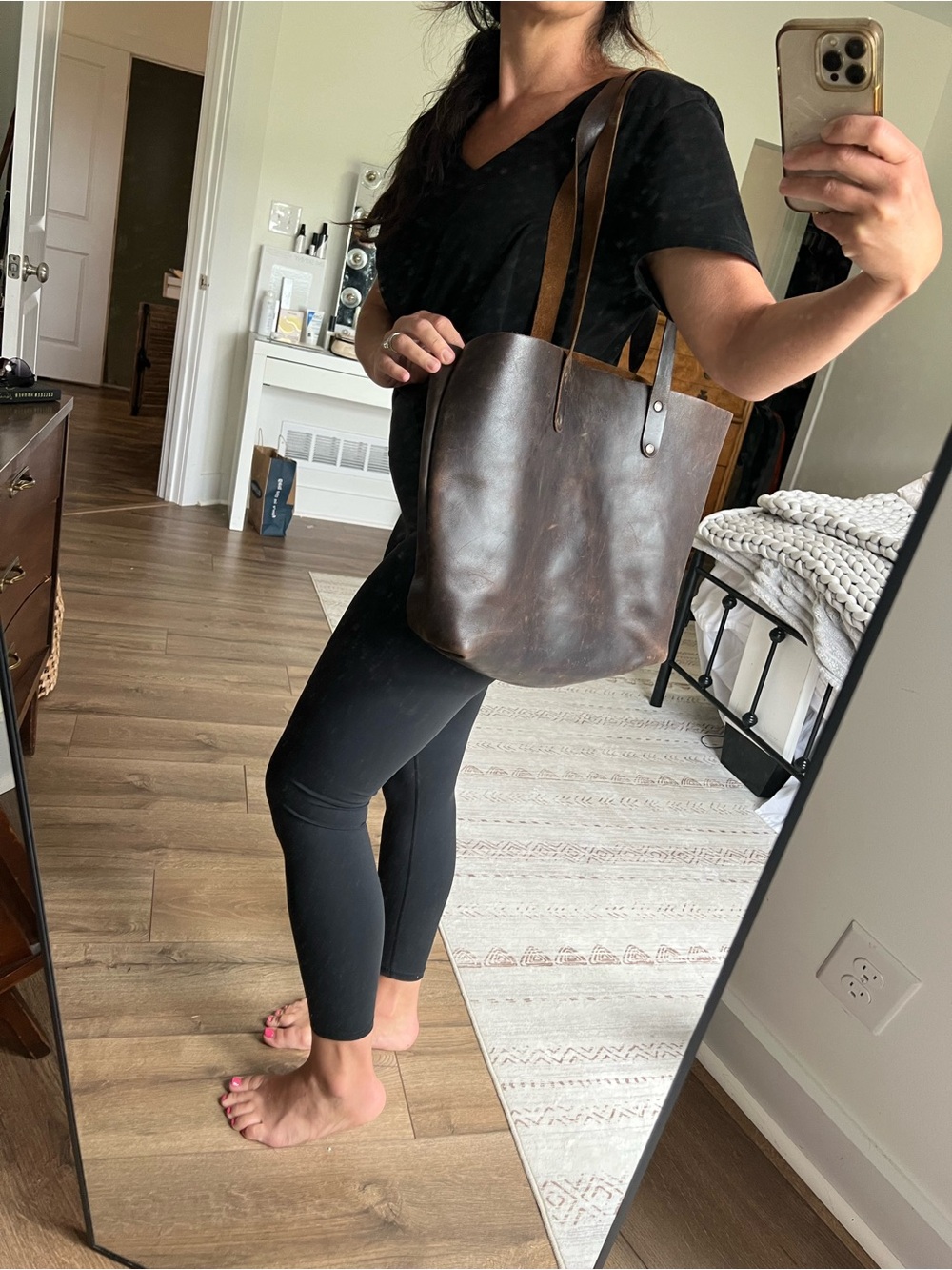 Love 41 Leather Tote Bag in Dark Brown with Straps